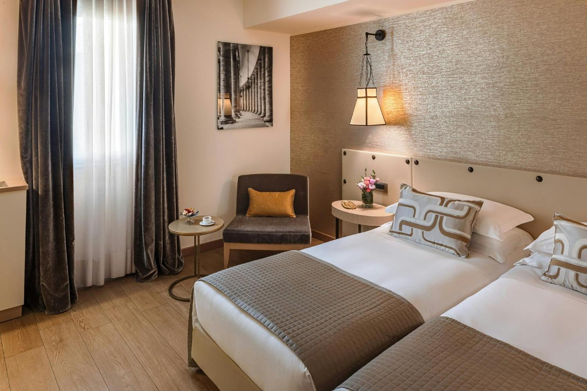 Executive Double or Twin Room,1729992729:JPEG
